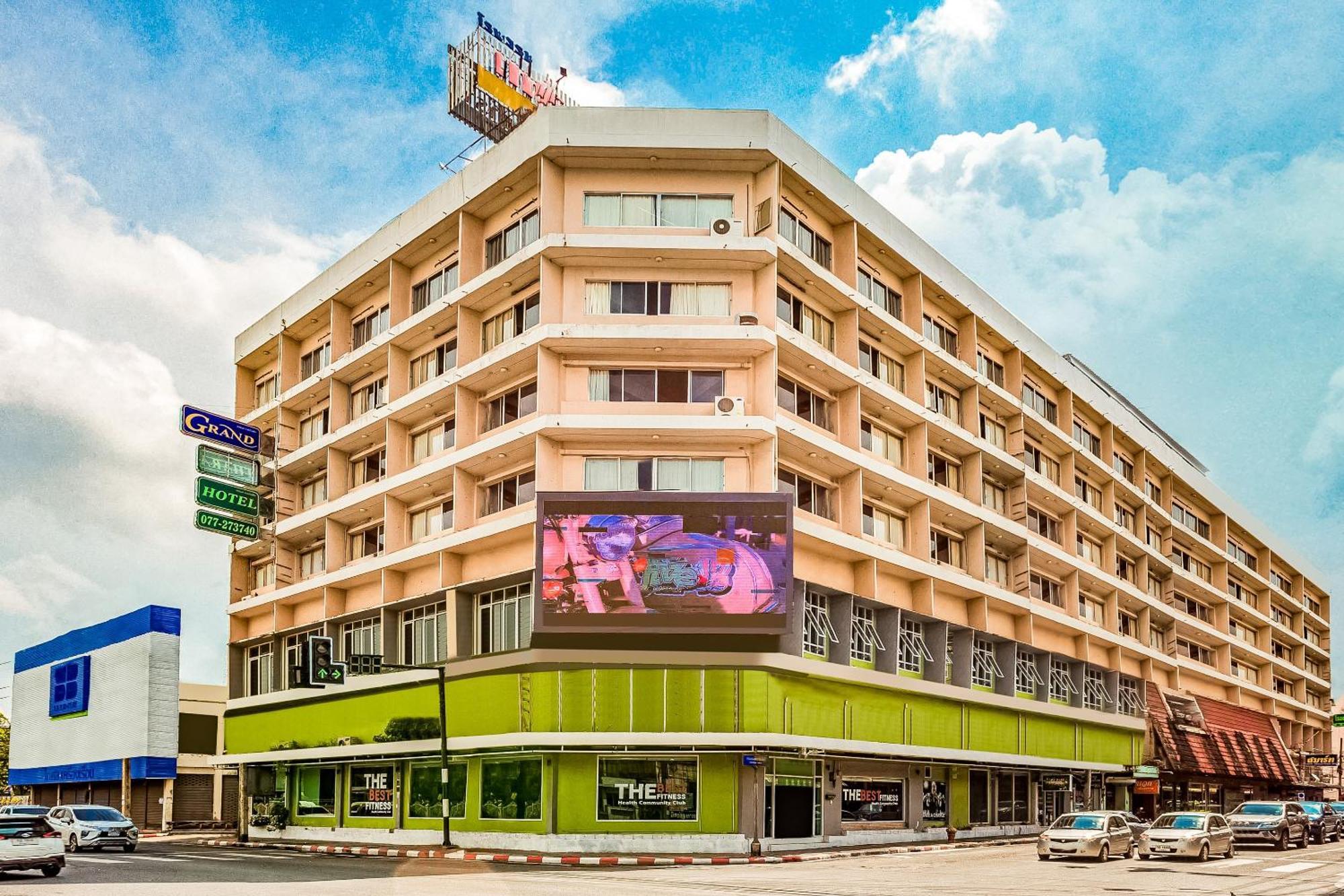 Oyo 441 Grand Thara Hotel Szuratthani Kültér fotó